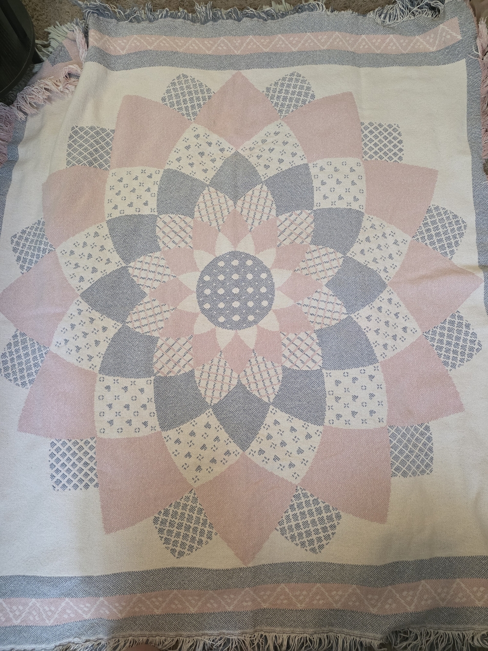 Vintage Fieldcrest Ansonia Woven Cotten Tapestry/blanket